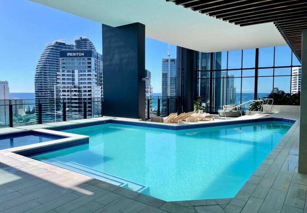 New Impressive 180° River View 1 Bed Apt With Pool 47F Διαμέρισμα Χρυσή Ακτή Εξωτερικό φωτογραφία