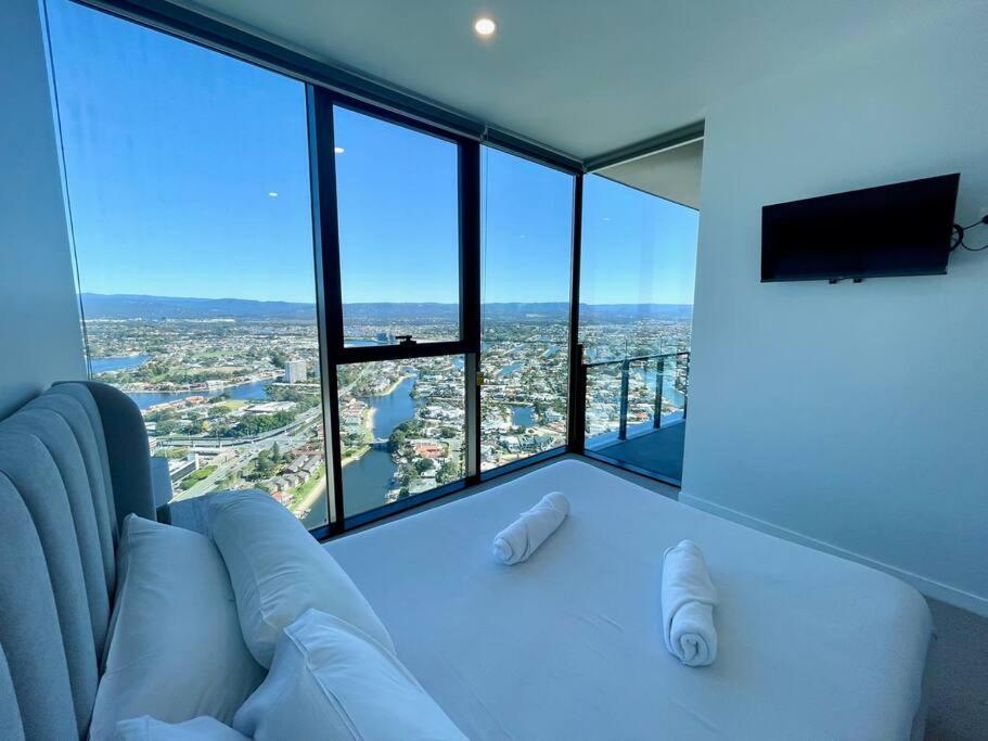 New Impressive 180° River View 1 Bed Apt With Pool 47F Διαμέρισμα Χρυσή Ακτή Εξωτερικό φωτογραφία